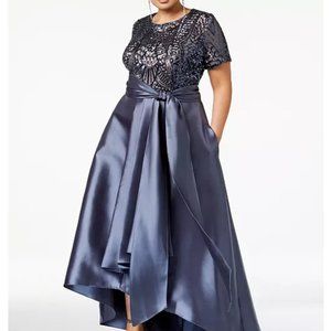 Plus size womens formal gown